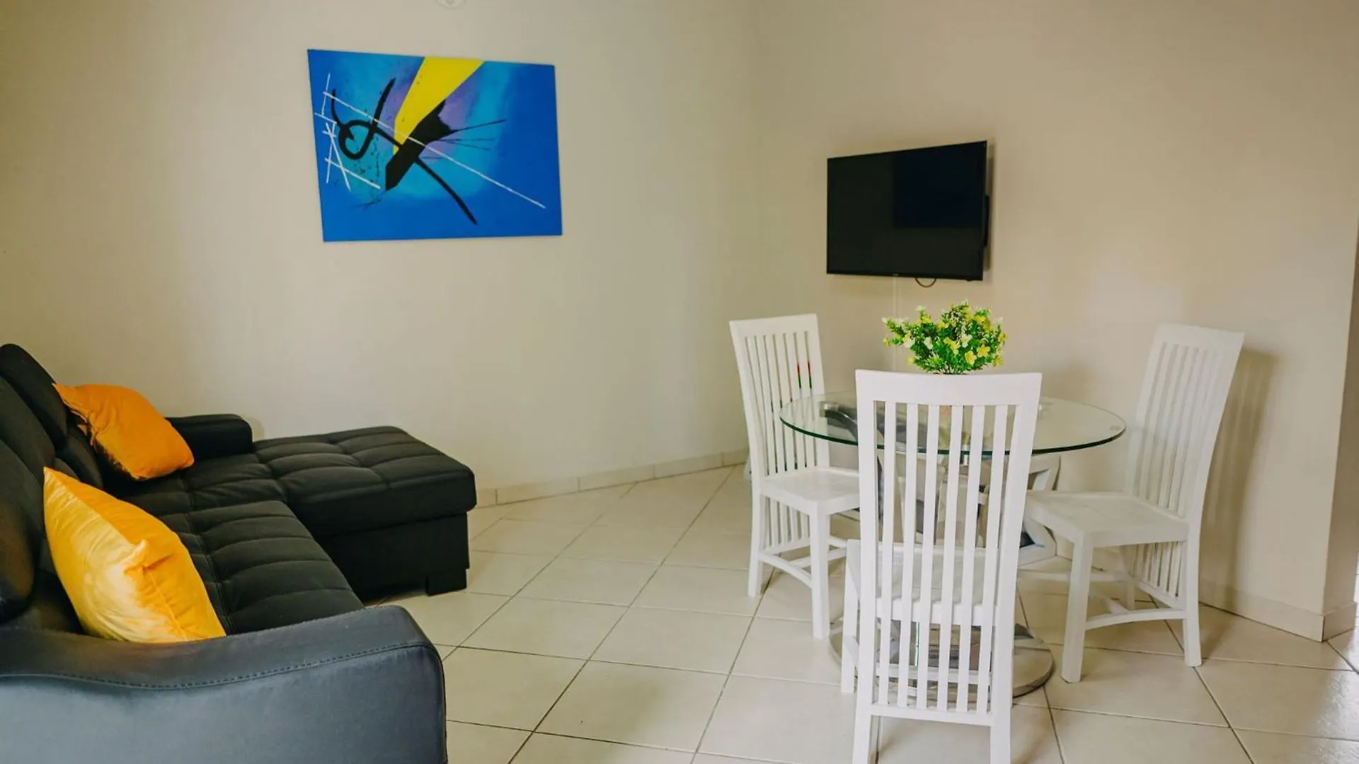 Wonderful 1-Bedroom Apartment 3 Km From Eagle Beach Noord Aruba